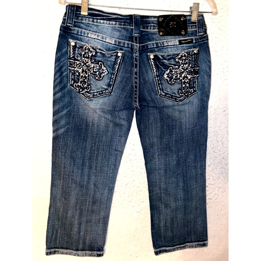 Miss Me Jeans Capri Thick Stitch Bling Cross Pockets 28 Rhinestone Embellished